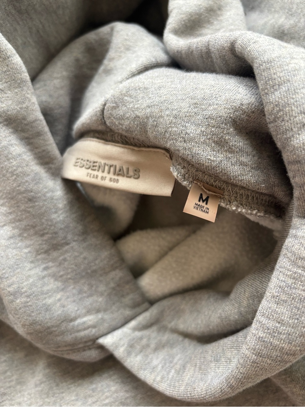 Essentials - Picture 5 of 7
